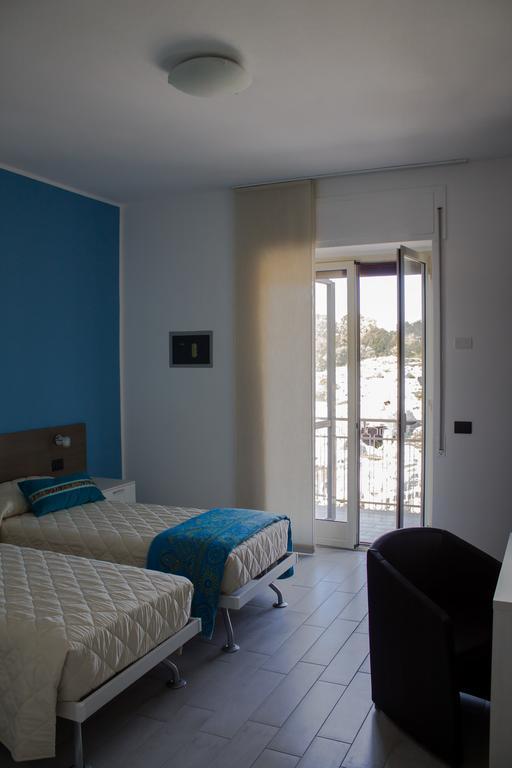 Le Ninfe Hotel Syracuse Room photo